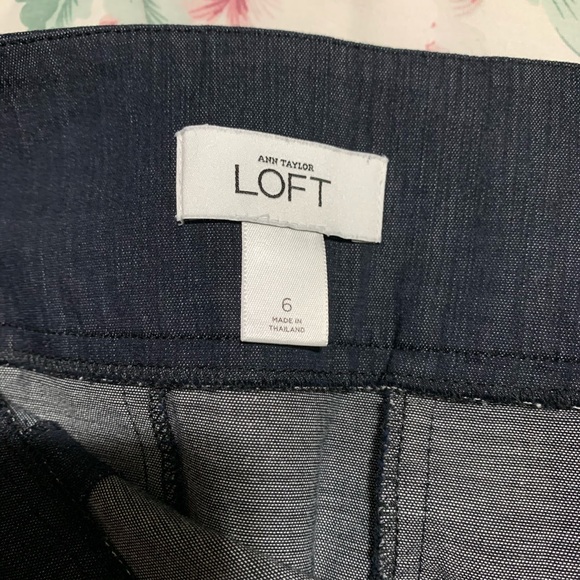 Loft Ann Taylor denim skirt - Picture 3 of 11